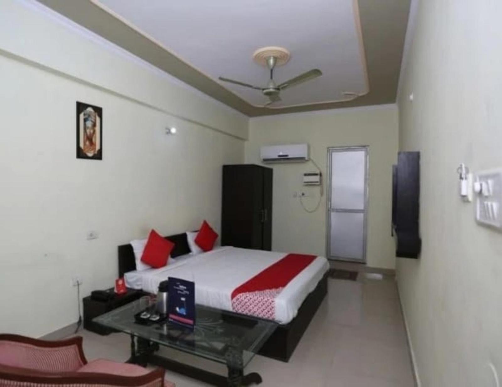 Hotel S K Palace Lucknow , Best Hotel In Lucknow , Hotel In Transport Nagar Lucknow ,Budget Hotels In Lucknow Exterior foto